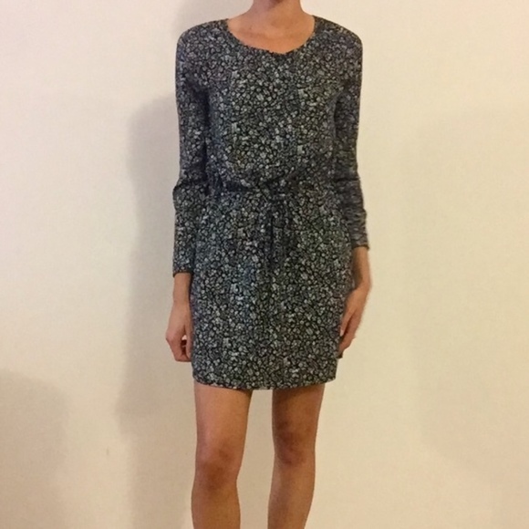 Gap floral dress. - Picture 2 of 4